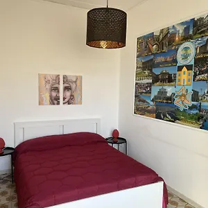 Apartment Mary's Center House
